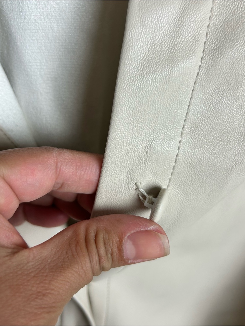 Eloquii Cream Faux Vegan Leather Puff Balloon Sleeve Button-Up Top Plus Size 18 - Picture 7 of 11